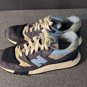 New Balance Men's Blue and Beige Sneakers